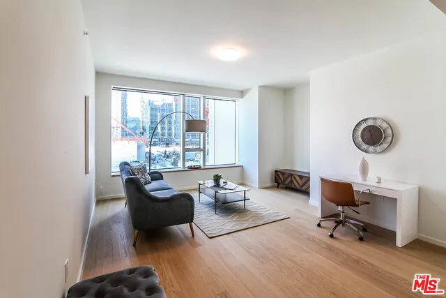 889 Francisco Street 911, Los Angeles, California 90017