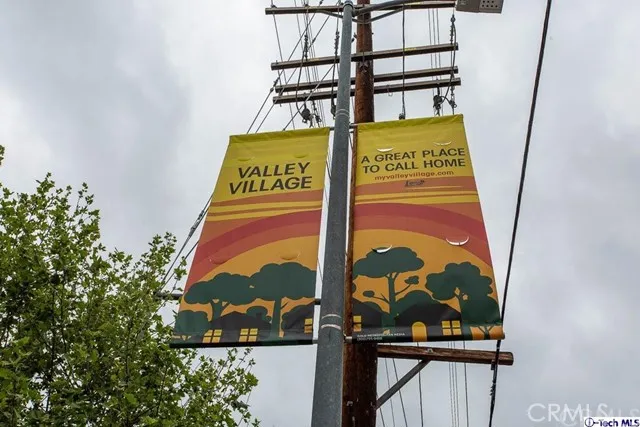 12010 Magnolia Boulevard 101, Valley Village, California 91607
