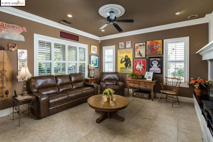 613 Pomona Dr, Brentwood, California 94513-9999