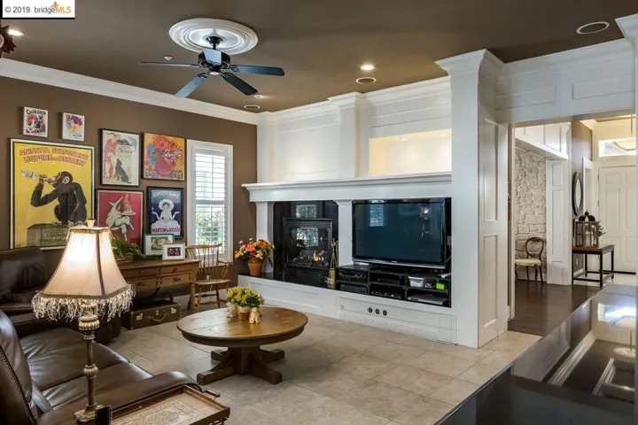 613 Pomona Dr, Brentwood, California 94513-9999