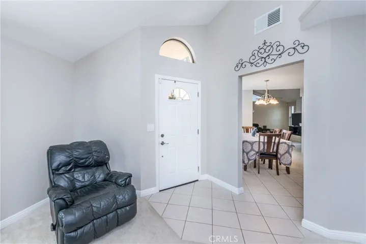 6296 N Lodi Avenue, Fresno, California 93722