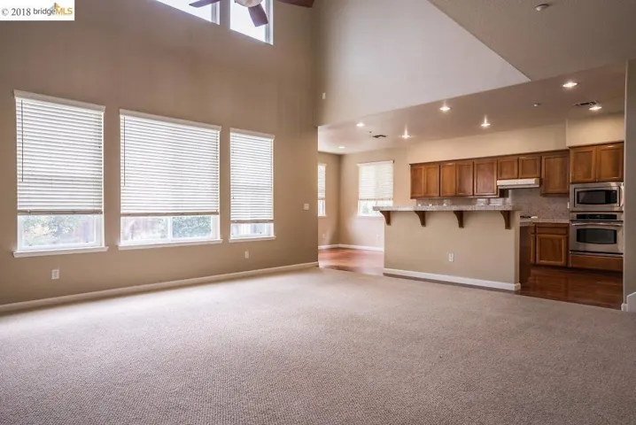 330 Roundhill Dr, Brentwood, California 94513