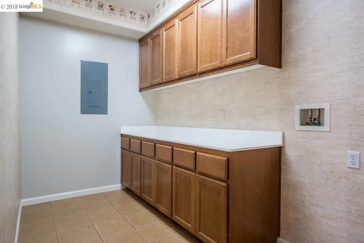 330 Roundhill Dr, Brentwood, California 94513