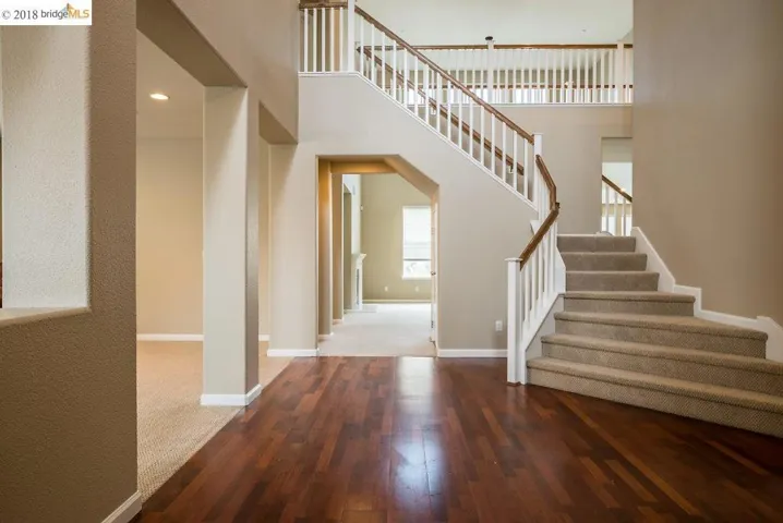330 Roundhill Dr, Brentwood, California 94513
