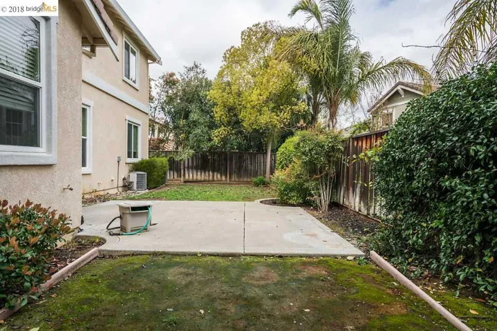 330 Roundhill Dr, Brentwood, California 94513