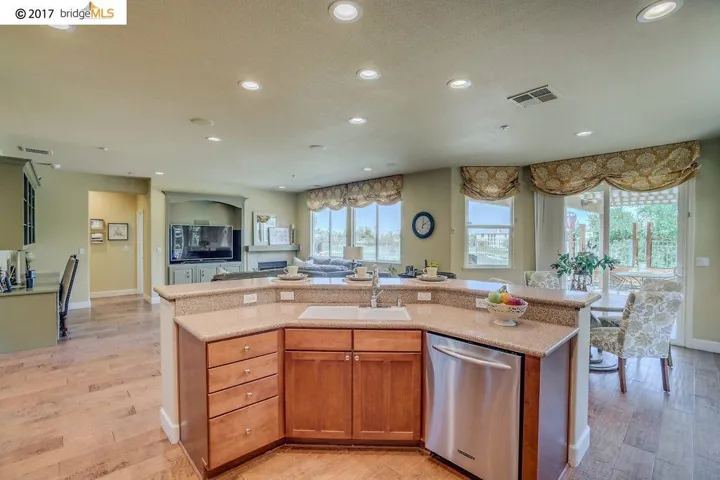 577 Myrtle Beach Dr, Brentwood, California 94513