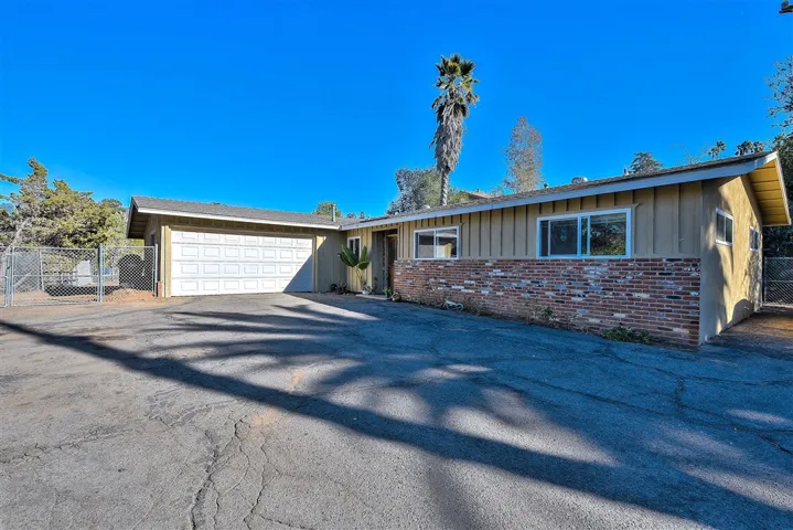 1769 Vale Terrace Drive, Vista, California 92084