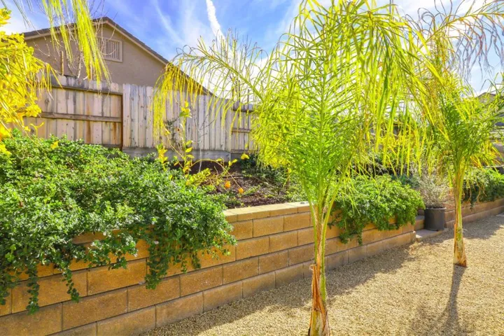 1667 Santana Ranch Drive, Hollister, California 95023