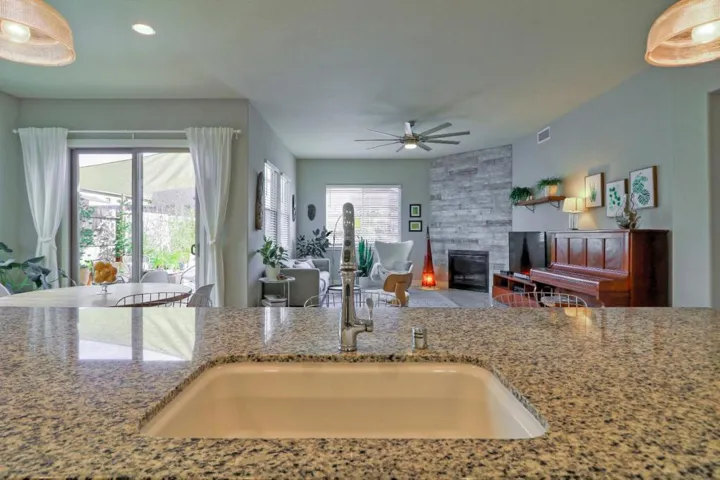 1667 Santana Ranch Drive, Hollister, California 95023
