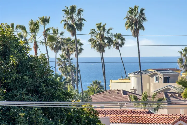 401 N Coast Hwy 210, Oceanside, California 92054