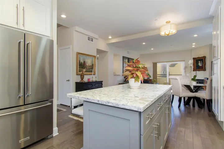 401 N Coast Hwy 210, Oceanside, California 92054