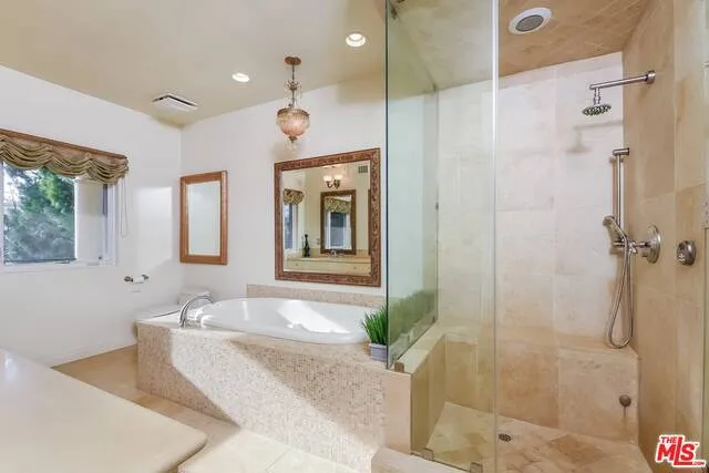 123 N Doheny Drive, Beverly Hills, California 90211