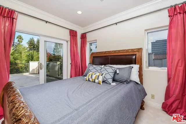 123 N Doheny Drive, Beverly Hills, California 90211