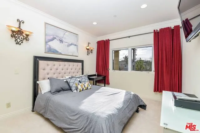 123 N Doheny Drive, Beverly Hills, California 90211