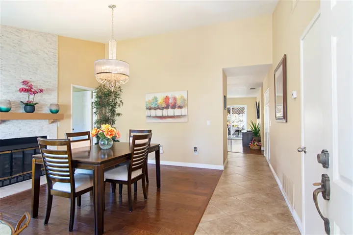 8660 Via Del Luz, El Cajon, California 92021