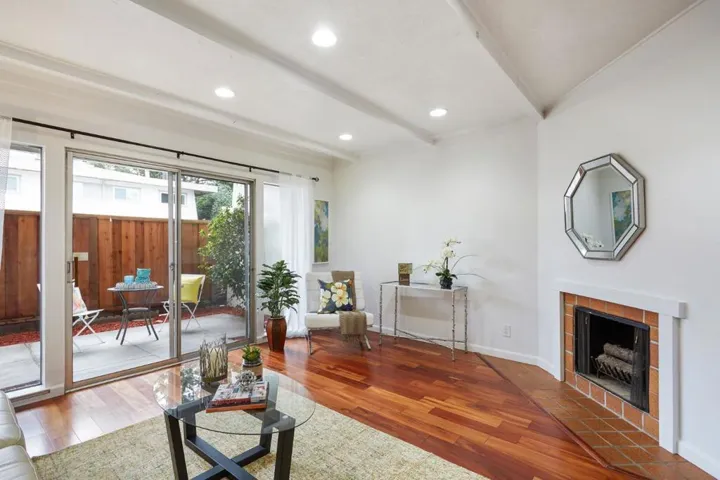10475 Mary Avenue, Cupertino, California 95014
