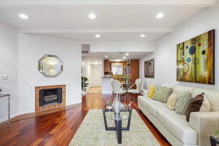 10475 Mary Avenue, Cupertino, California 95014