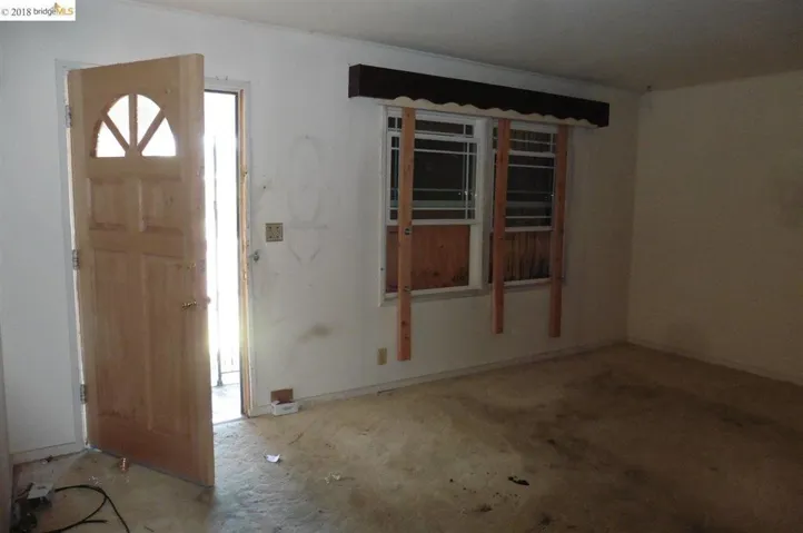 1530 Brookside Dr, San Pablo, California 94806
