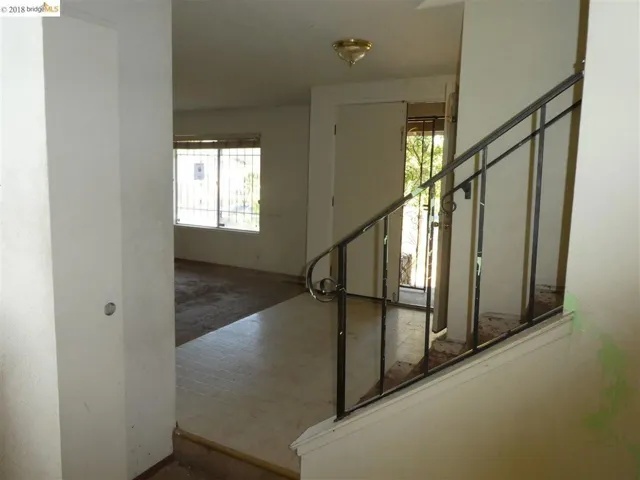 7617 Skander Way, Sacramento, California 95828