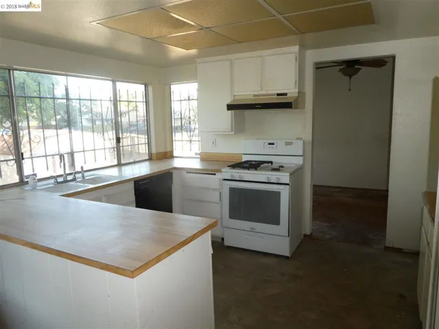 7617 Skander Way, Sacramento, California 95828