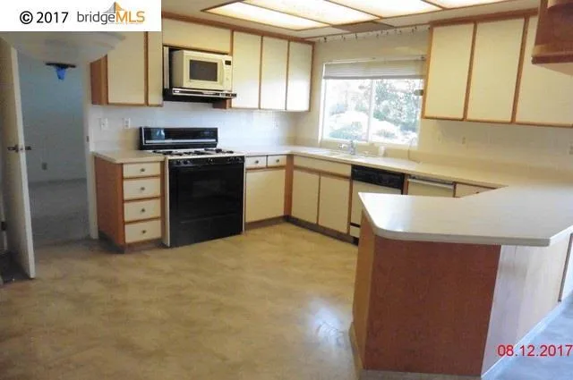 1910 Kingridge Ct, Walnut Creek, California 94596
