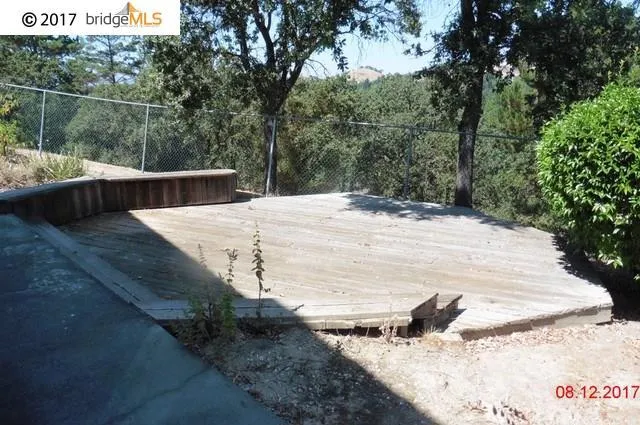 1910 Kingridge Ct, Walnut Creek, California 94596