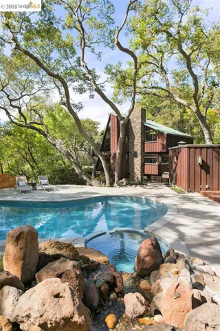 252 The Uplands, Berkeley, California 94705
