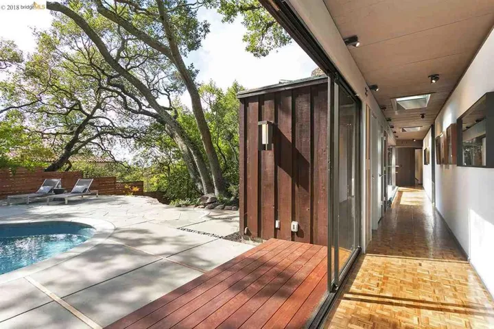 252 The Uplands, Berkeley, California 94705