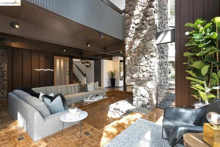 252 The Uplands, Berkeley, California 94705