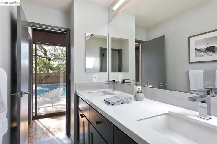 252 The Uplands, Berkeley, California 94705