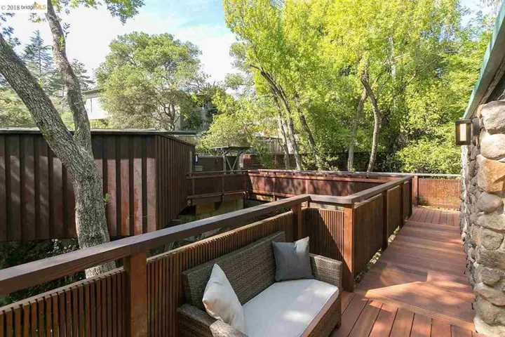 252 The Uplands, Berkeley, California 94705
