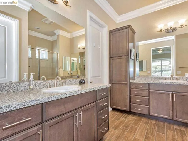 1074 Pomerol Cir, Brentwood, California 94513