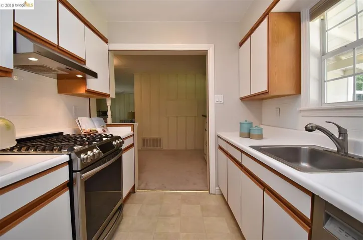 1943 Jeannette Dr, Pleasant Hill, California 94523