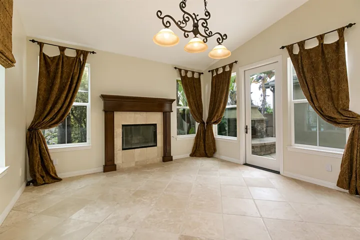 7069 Crystalline Drive, Carlsbad, California 92011