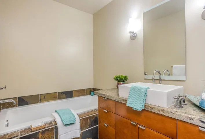 1835 Palm View Place 110, Santa Clara, California 95050