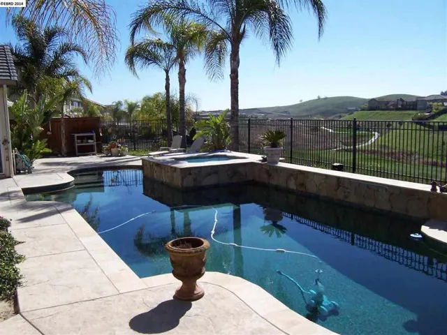 Swimming Pool and Spa