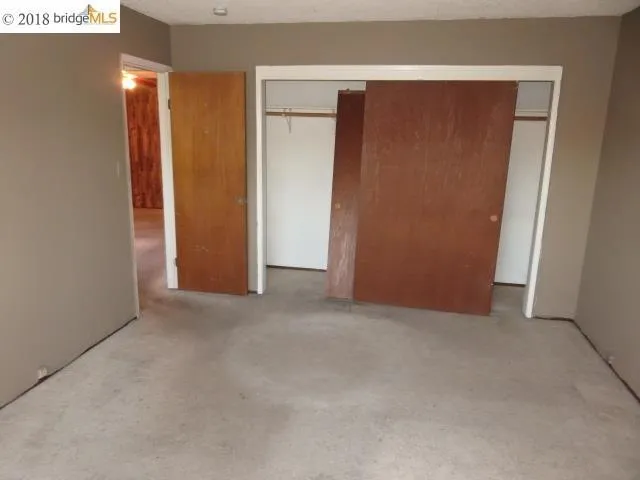 7600 Arthur St, Oakland, California 94605