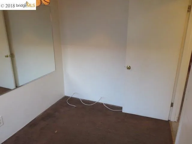 7600 Arthur St, Oakland, California 94605