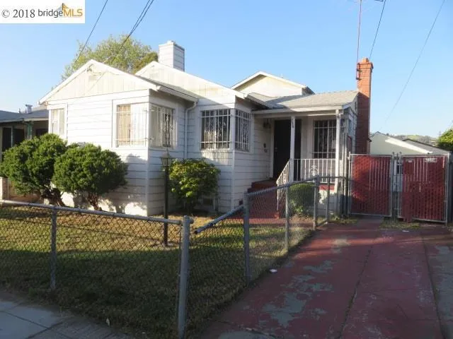 7600 Arthur St, Oakland, California 94605