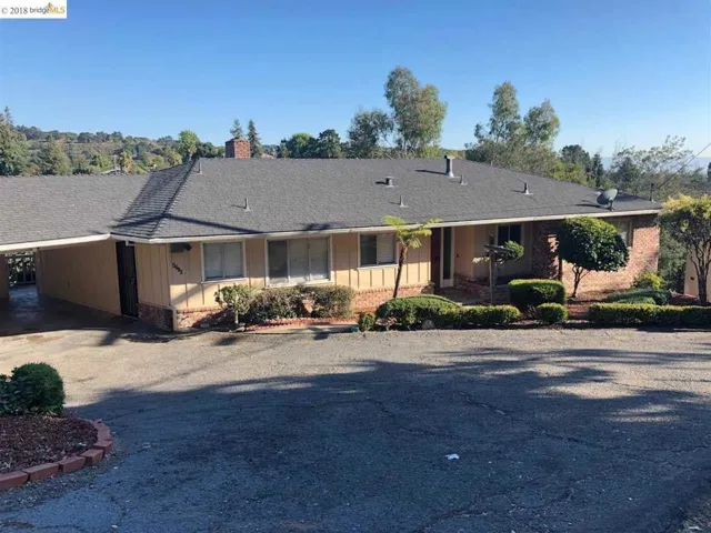 4216 Oak Hill Rd, Oakland, California 94605