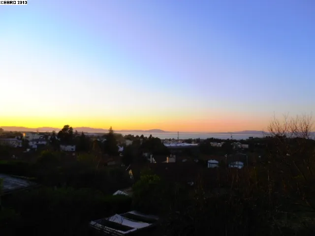1085 Lindell Dr, El Sobrante, California 94803-1016