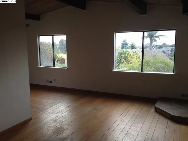 1085 Lindell Dr, El Sobrante, California 94803-1016