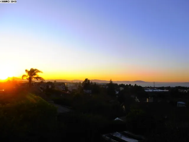 1085 Lindell Dr, El Sobrante, California 94803-1016