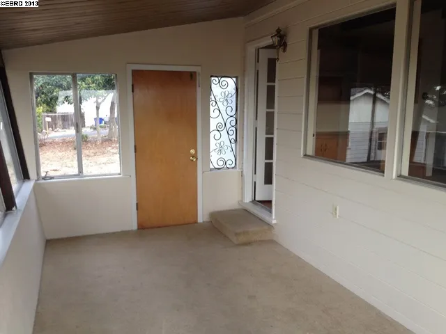 1085 Lindell Dr, El Sobrante, California 94803-1016