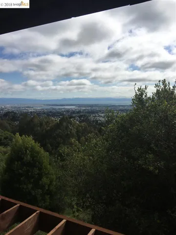 3525 Klamath St, Oakland, California 94602