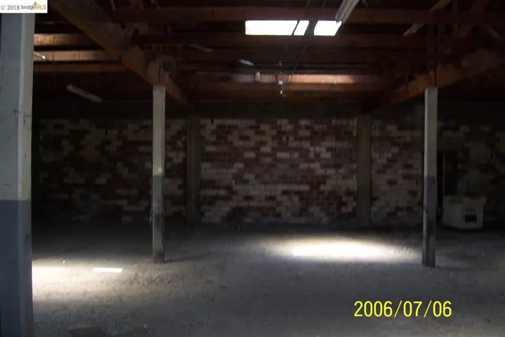 635 Railroad Ave, Pittsburg, California 94565