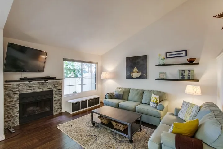 4210 Porte De Merano 86, San Diego, California 92122