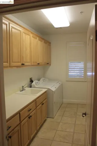 2588 Stirling Ct, Brentwood, California 94513