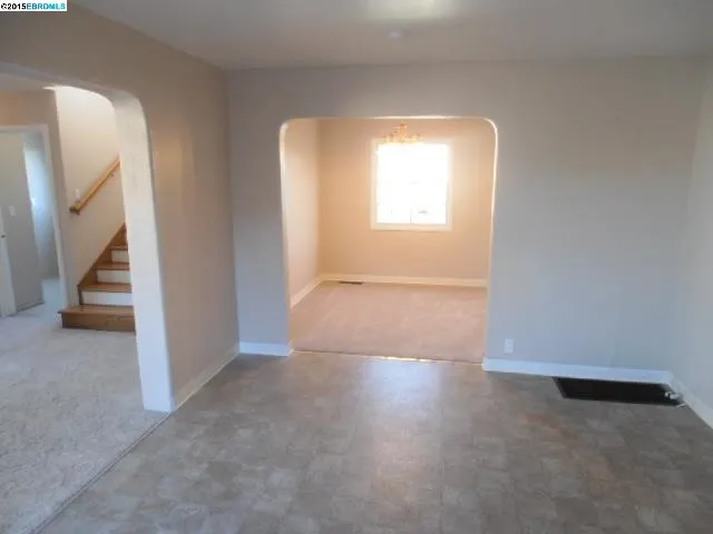 5337 Bancroft Ave, Oakland, California 94601-5807