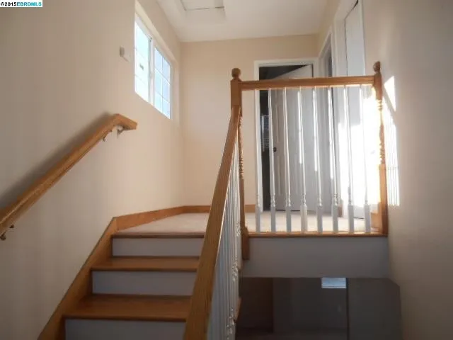 5337 Bancroft Ave, Oakland, California 94601-5807